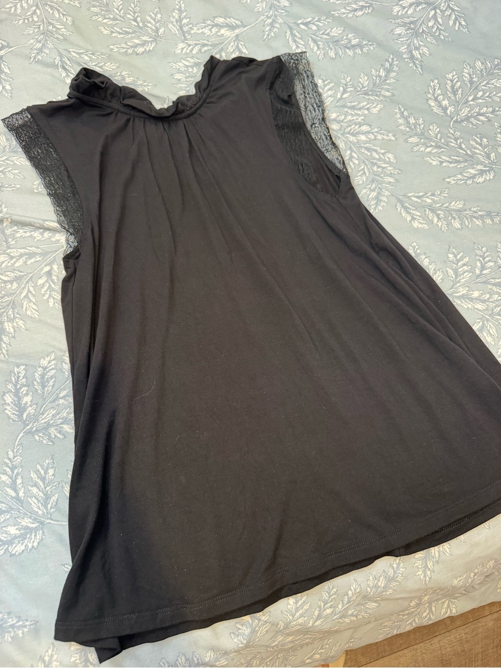 Women’s Black Lace Sleeve Mock Neck Top